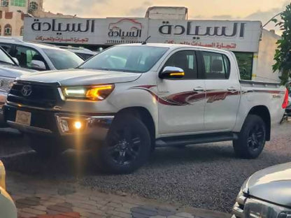 هايلوكس 2018 للبيع في صنعاء